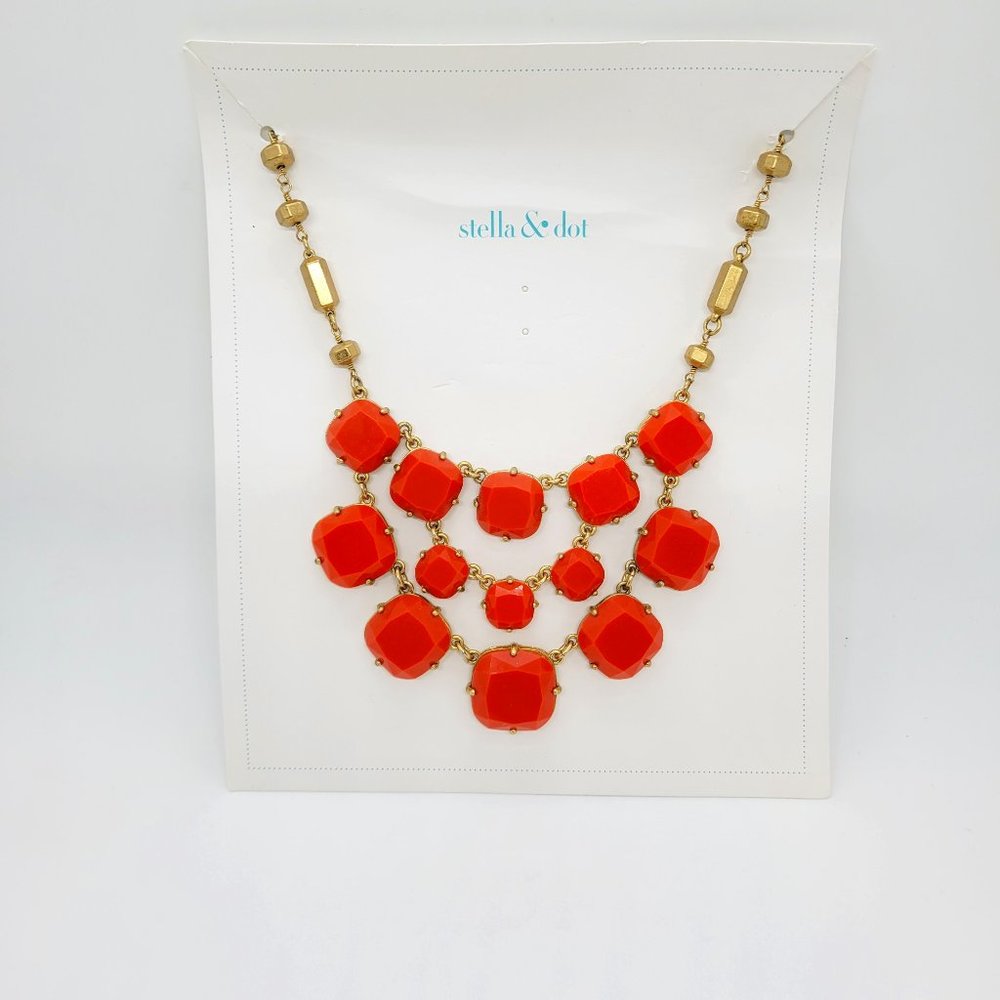 Stella & Dot Olivia Bib Necklace